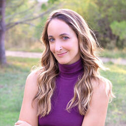 Paula Saccon’s testimonial – Akashic Records Paula Saccon, Espacio Medrar client, testimonial for Akashic Records session and warm guidance